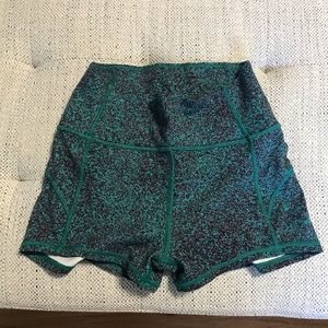 Lululemon 2.5 in movement shorts